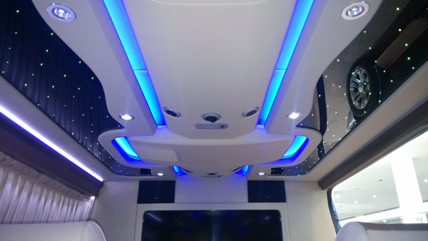 成都租房車奔馳斯賓特